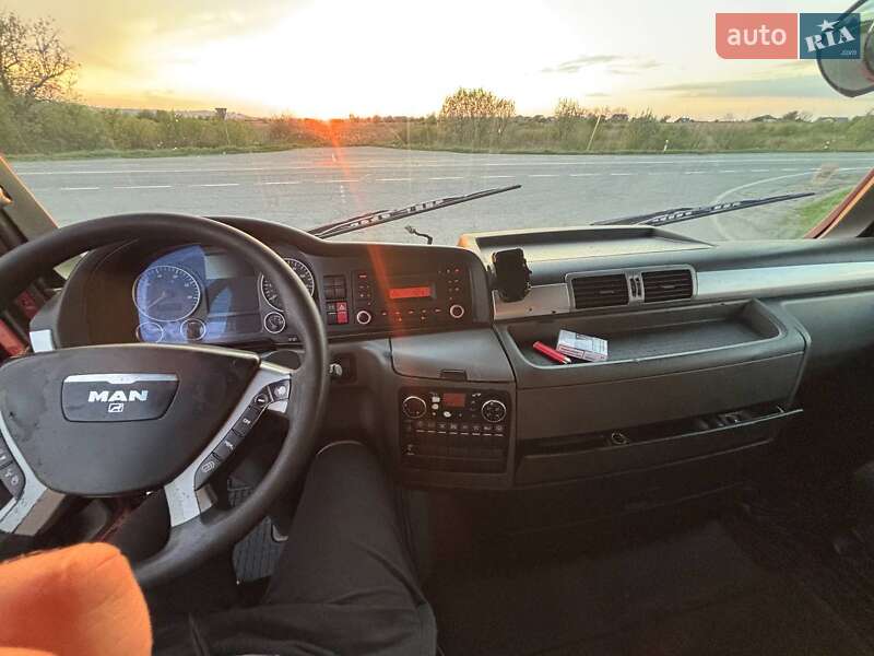 Тягач MAN 18.440 2011 в Львові