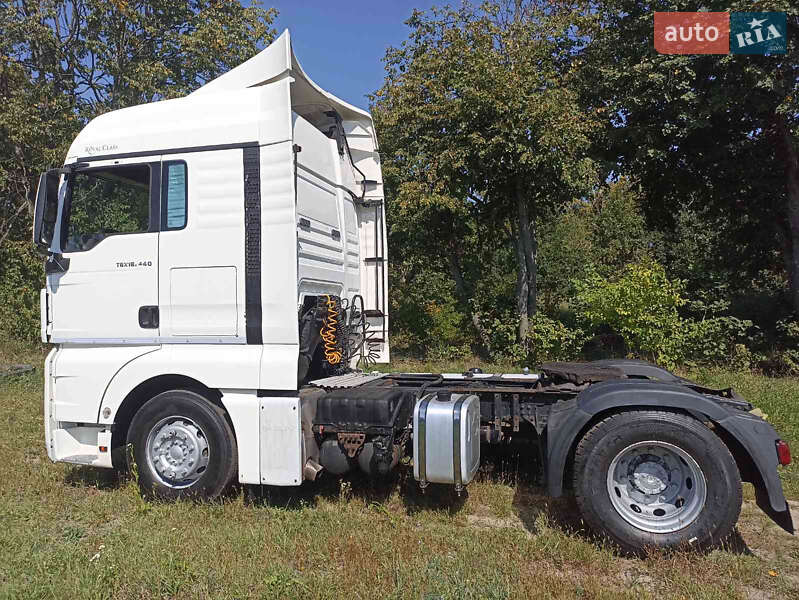 Тягач MAN 18.440 2011 в Гайсину