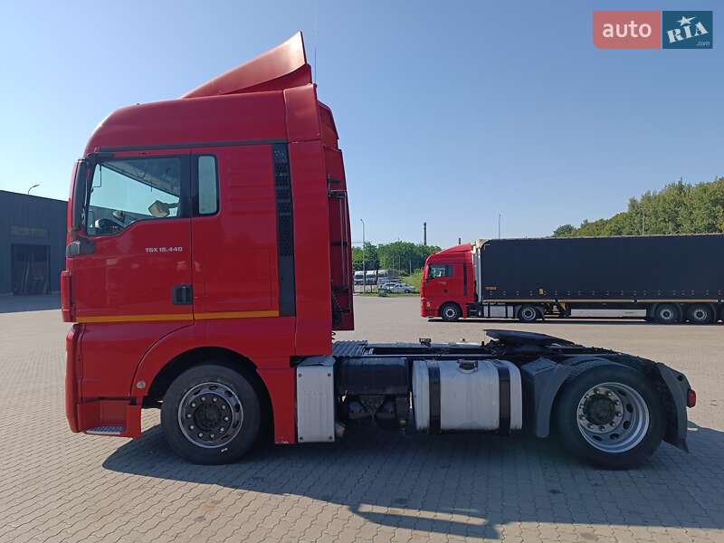 Тягач MAN 18.440 2011 в Львове
