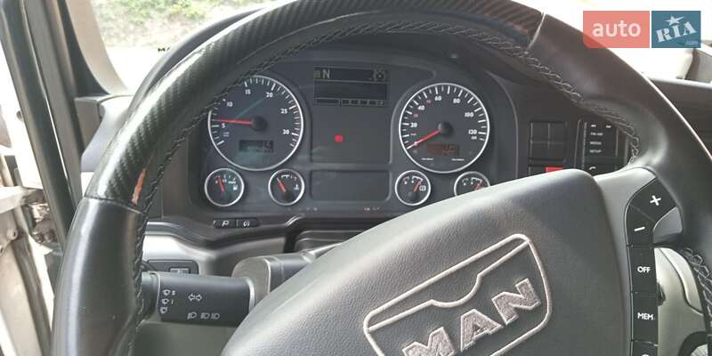 Самосвал MAN 18.440 2008 в Тараще