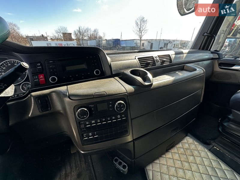 Тягач MAN 18.440 2008 в Умани