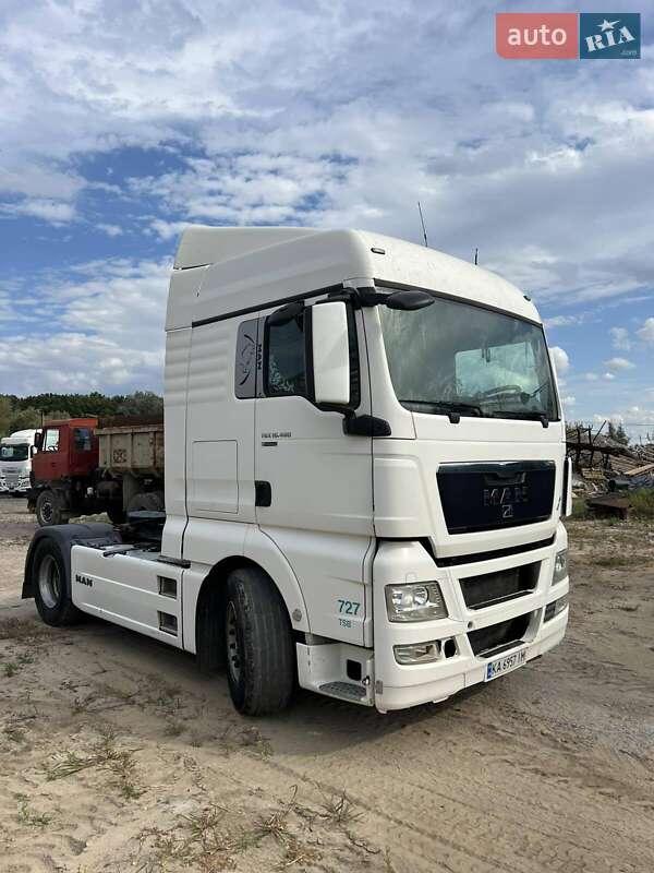 Тягач MAN 18.480 2011 в Вите-Почтовой