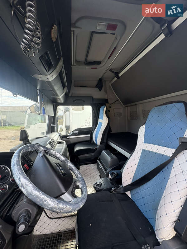 Тягач MAN 18.480 2016 в Черновцах