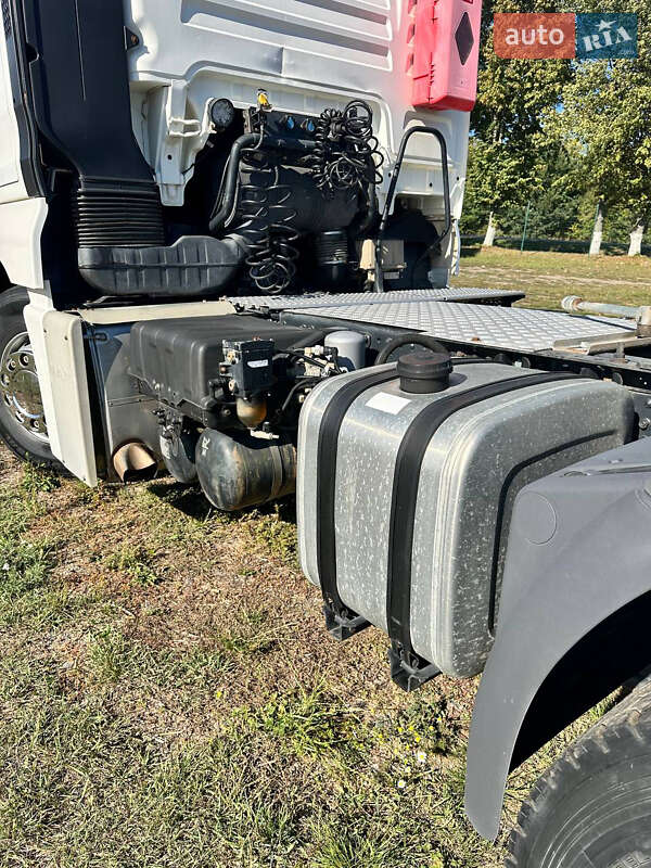 Тягач MAN 18.480 2011 в Умани