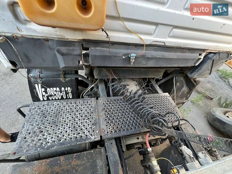 Тягач MAN 19.372 1994 в Києві