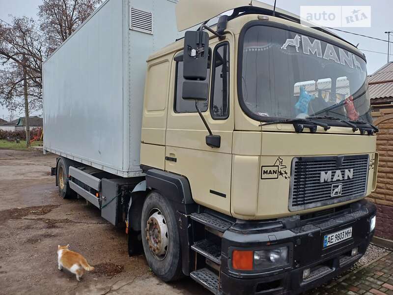 Грузовой фургон MAN 19.414 2000 в Кривом Роге
