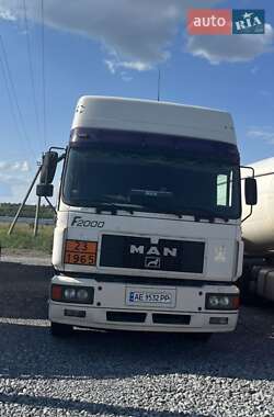 Тягач MAN 19.463 2000 в 