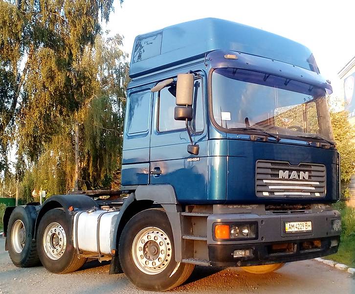 Тягач MAN 19.464 2000 в 