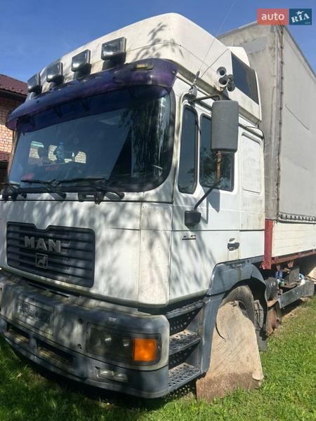 MAN 23.464 2000