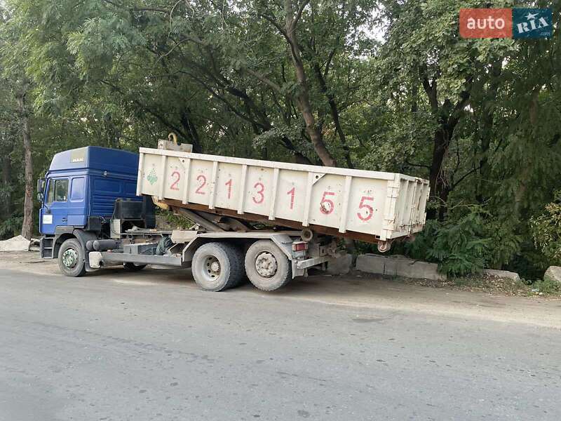 Контейнерний навантажувач MAN 24.222 1999 в Києві