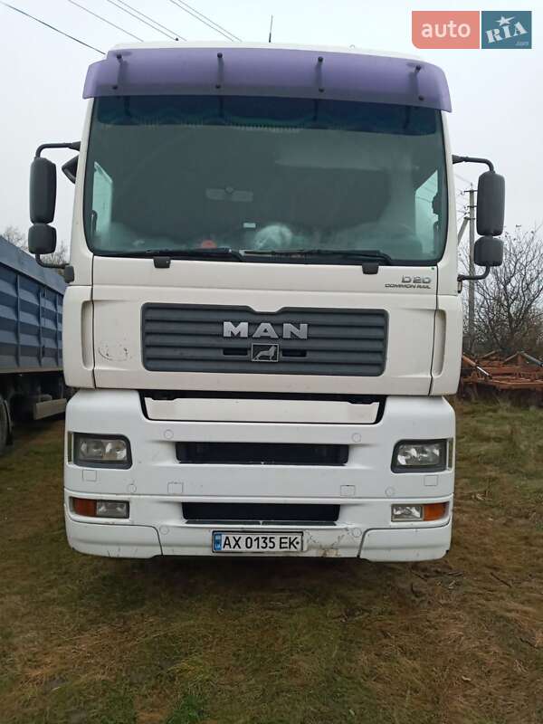 Контейнеровоз MAN 24.430 2005 в 