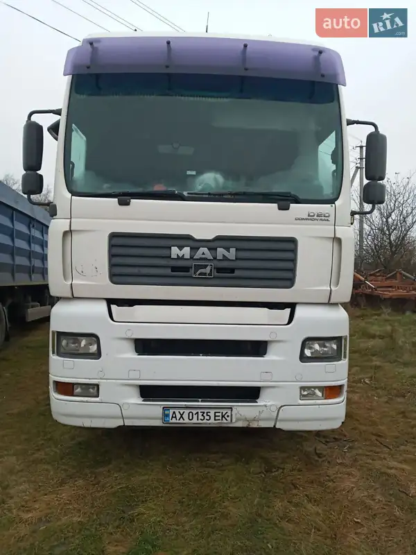 Контейнеровоз MAN 24.430 2005 в 