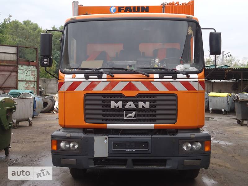 Сміттєвоз MAN 25.224 2001 в Києві