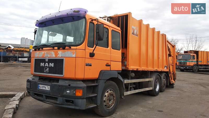 Мусоровоз MAN 26.293 1999 в Киеве фото Мусоровоз MAN 26.293 1999 в Киеве