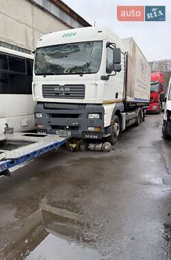 Вантажний фургон MAN 26.400 2007 в Харкові