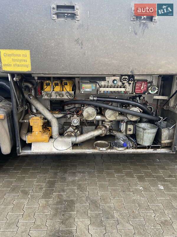 Бензовоз MAN 26.400 2009 в Тернополі