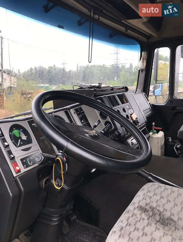 Контейнеровоз MAN 26.403 1999 в Києві