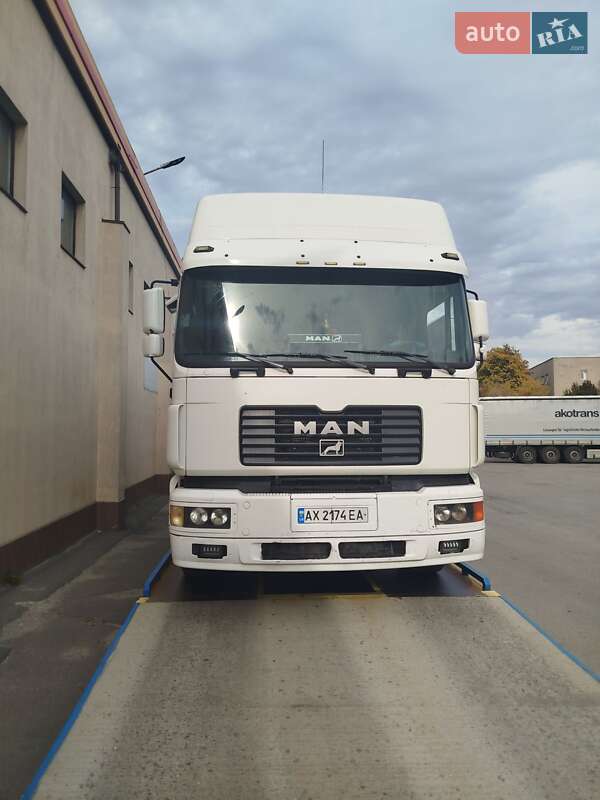 Контейнеровоз MAN 26.403 1996 в Харкові