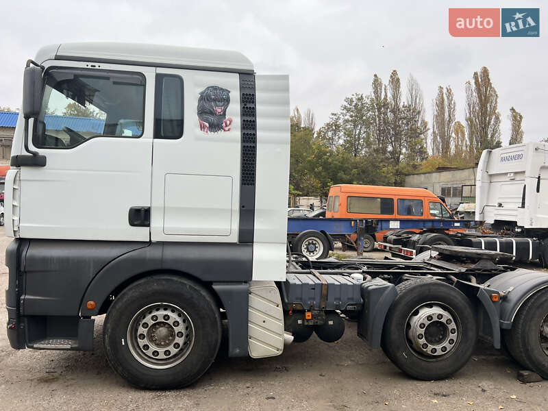 Тягач MAN 26.410 2001 в Одессе