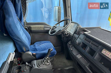 Контейнеровоз MAN 26.410 2001 в 