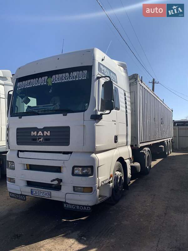 Зерновоз MAN 26.413 2002 в Жашківу