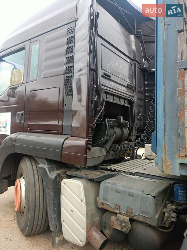Тягач MAN 26.413 2002 в Києві