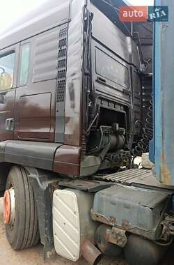 Тягач MAN 26.413 2002 в 
