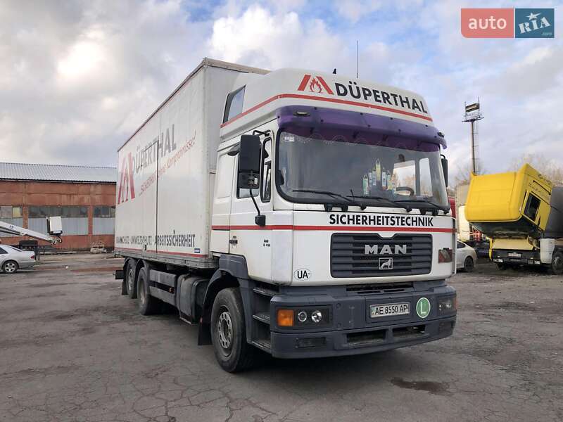 Грузовой фургон MAN 26.414 2000 в Днепре