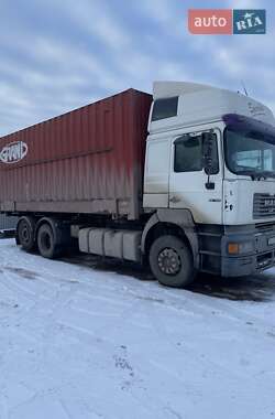 Контейнеровоз MAN 26.414 2000 в 