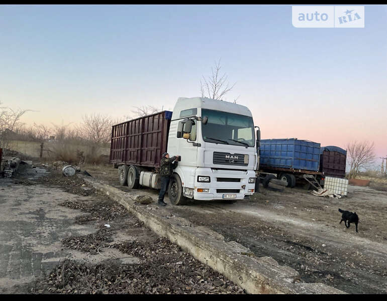 Контейнеровоз MAN 26.440 2007 в 