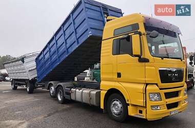 Самосвал MAN 26.440 2011 в 