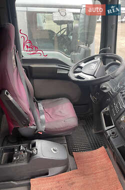 Контейнеровоз MAN 26.440 2007 в 