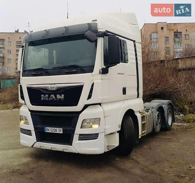 Тягач MAN 26.440 2014 в 