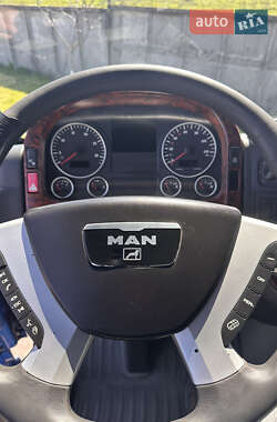 Контейнеровоз MAN 26.440 2008 в 