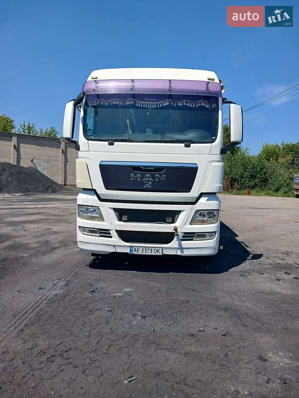 Контейнеровоз MAN 26.440 2011 в Терновке