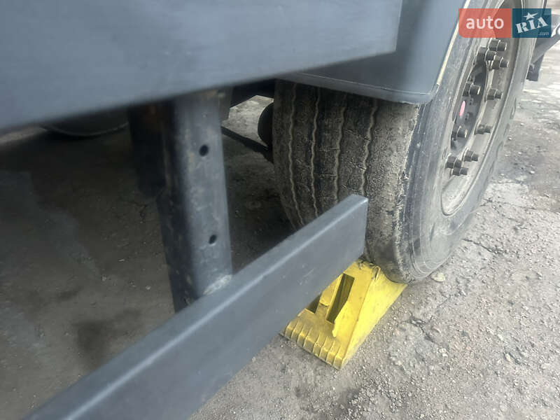 Контейнеровоз MAN 26.460 2004 в Первомайске фото 13 Контейнеровоз MAN 26.460 2004 в Первомайске