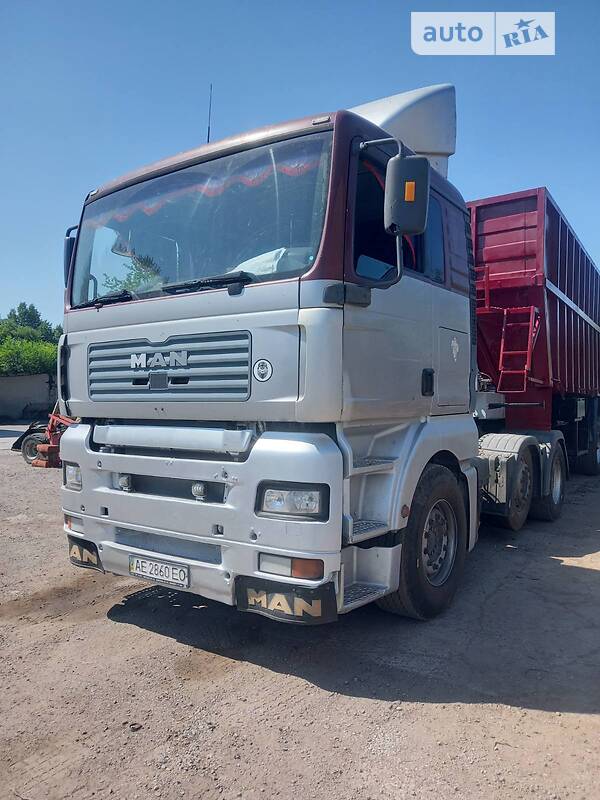 Тягач MAN 26.463 2002 в Кривом Роге