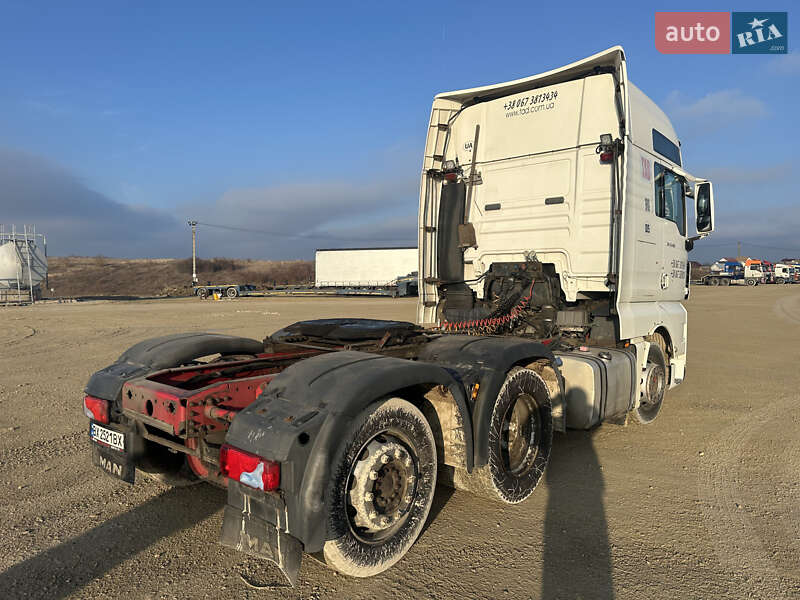 Тягач MAN 26.480 2008 в Волочиске