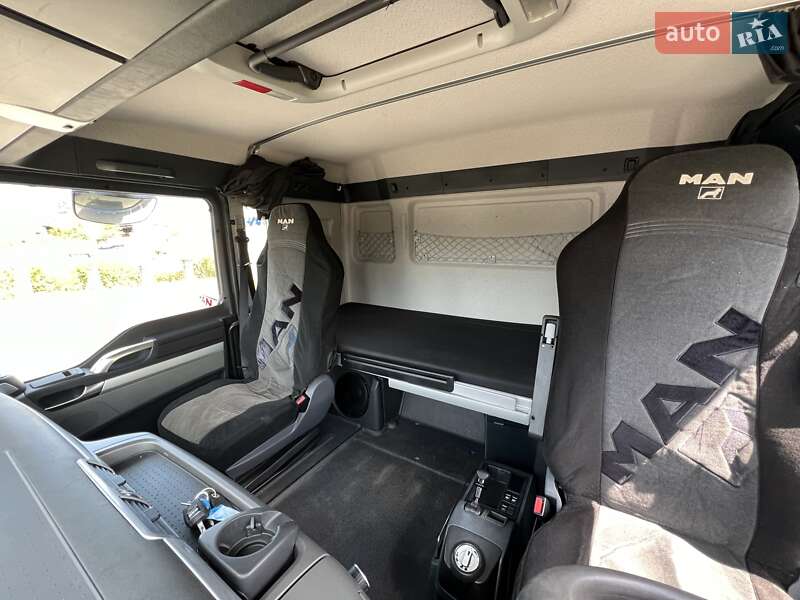 Тягач MAN 26.480 2013 в Хусте