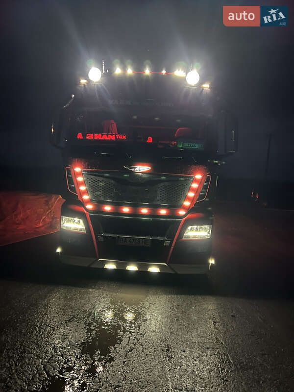 Контейнеровоз MAN 26.480 2016 в Бобринце фото 30 Контейнеровоз MAN 26.480 2016 в Бобринце