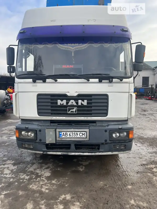 Контейнеровоз MAN 26 1999 в 