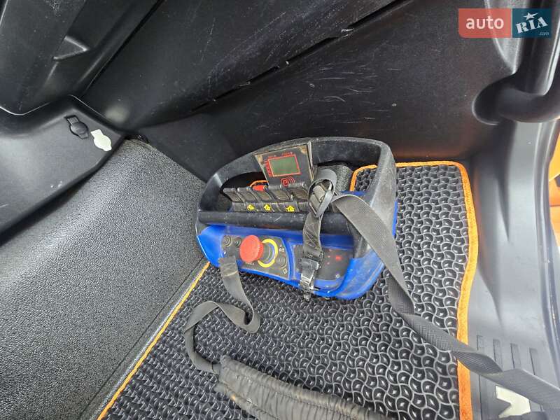 Тягач MAN 35.402 2012 в Вінниці