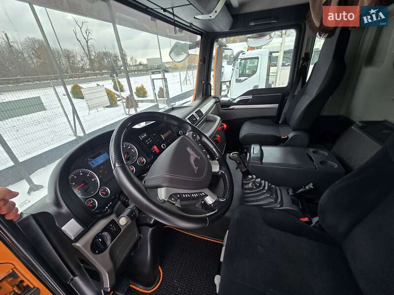 Тягач MAN 35.402 2012 в Вінниці