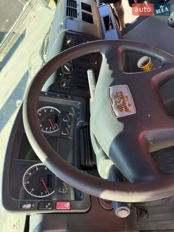 Самосвал MAN 41.414 2005 в Львове фото 12 Самосвал MAN 41.414 2005 в Львове