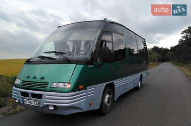 Туристический / Междугородний автобус MAN 8.150 пас 2001 в Снятине