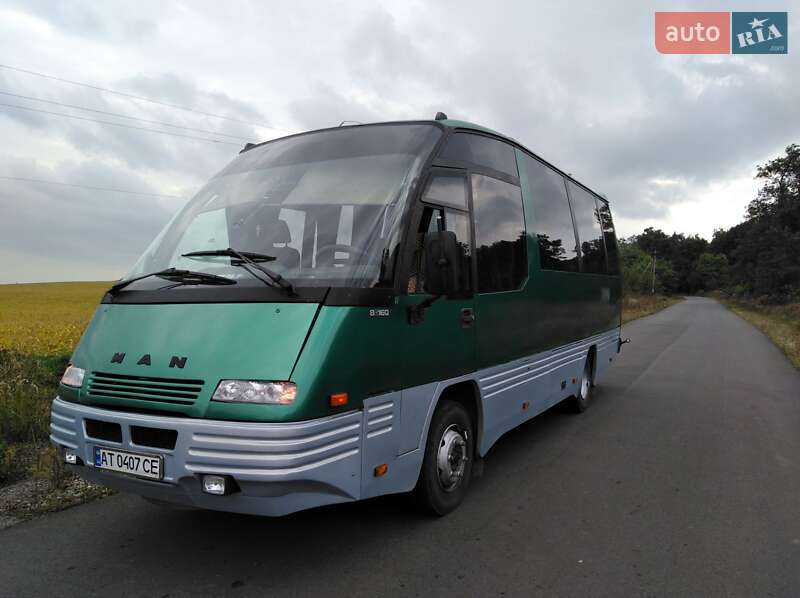 Туристичний / Міжміський автобус MAN 8.150 пас 2001 в Снятині