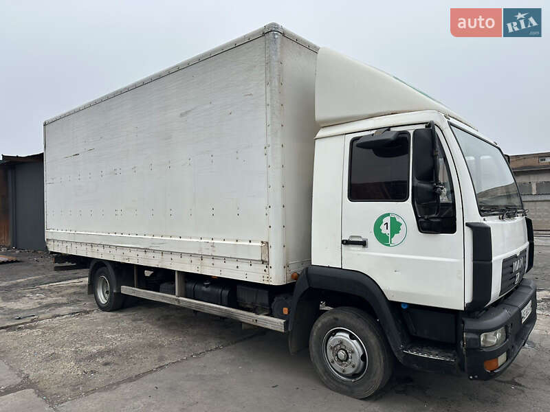 Вантажний фургон MAN 8.155 2003 в Кривому Розі