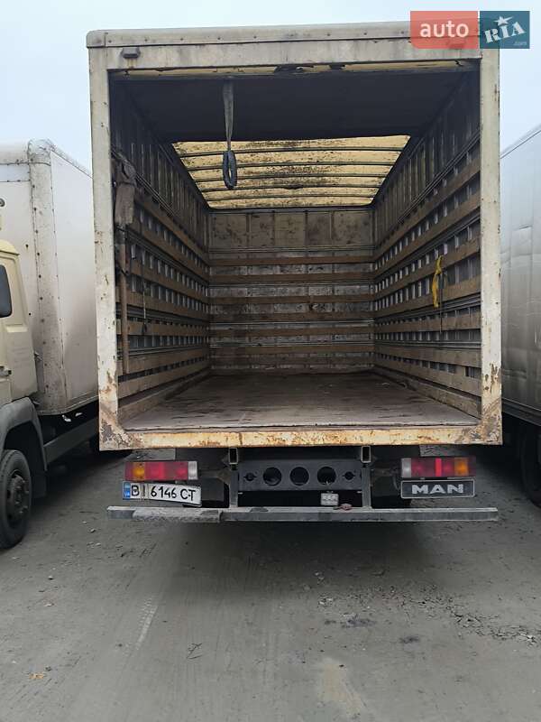 Цистерна MAN 8.163 2001 в Гадячі