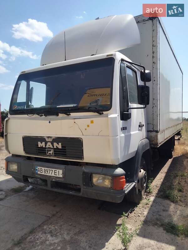 Вантажний фургон MAN 8.163 2000 в 
