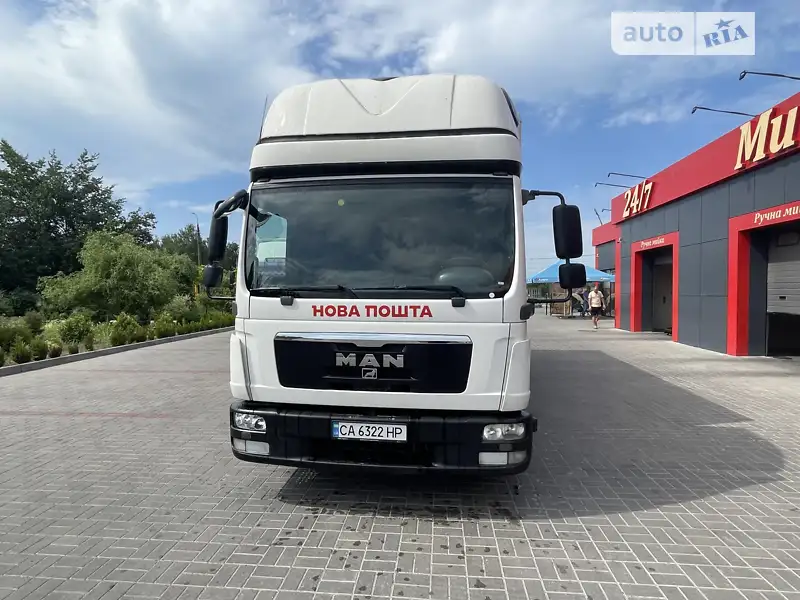 Грузовой фургон MAN 8.180 2011 в 